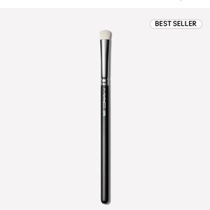 NEW MAC cosmetics 239 SYNTHETIC EYE SHADER BRUSH Makeup Brush